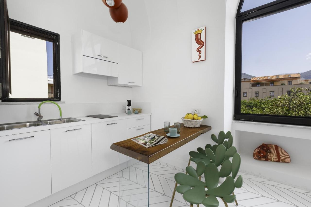 Estate4Home - Iommella Luxury Rooms サンタニェッロ エクステリア 写真