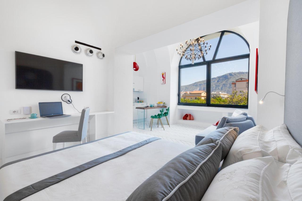 Estate4Home - Iommella Luxury Rooms サンタニェッロ エクステリア 写真